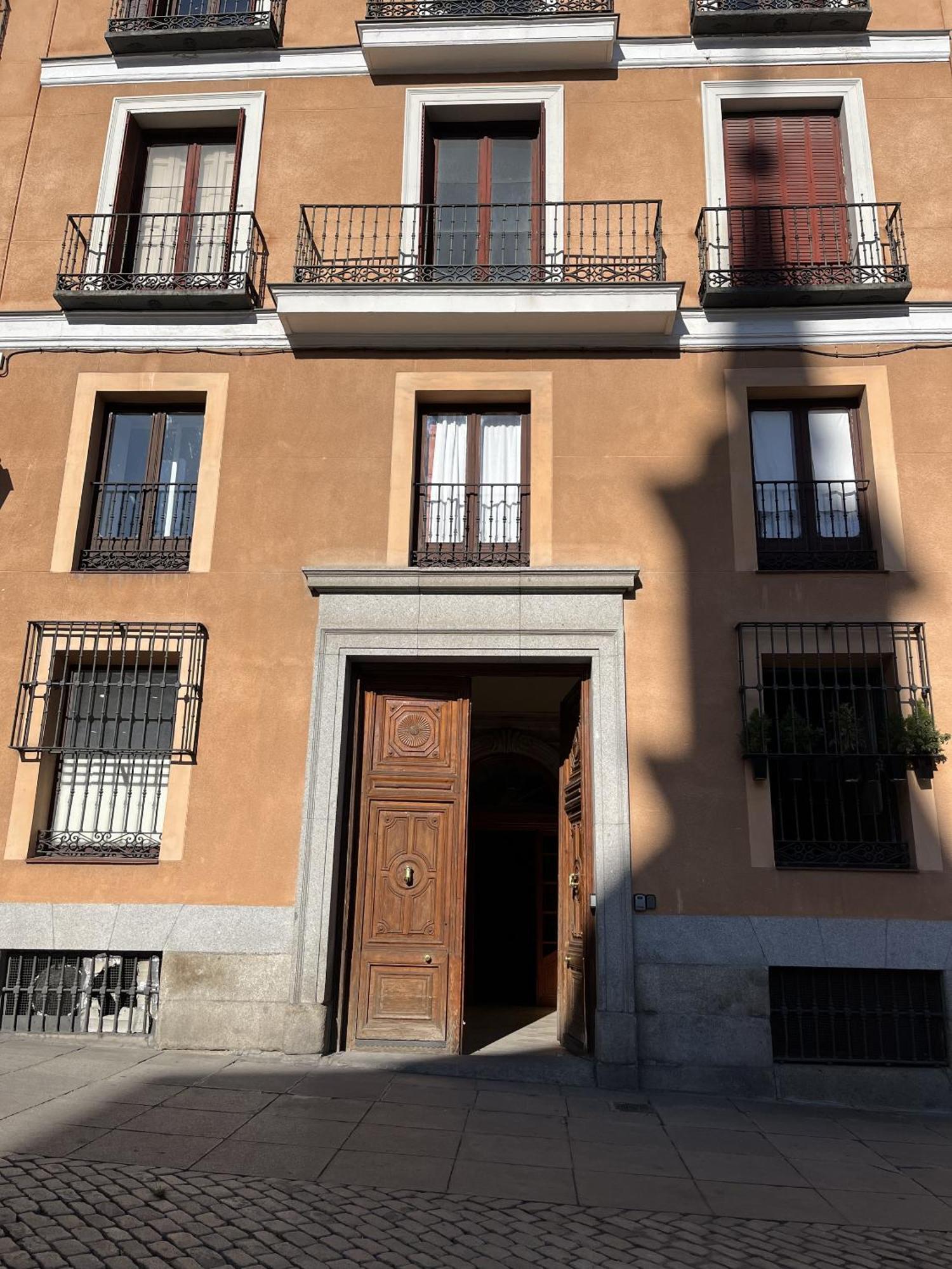 Dplace To Be - Amazing Apartments In Historic Center Madrid Eksteriør bilde