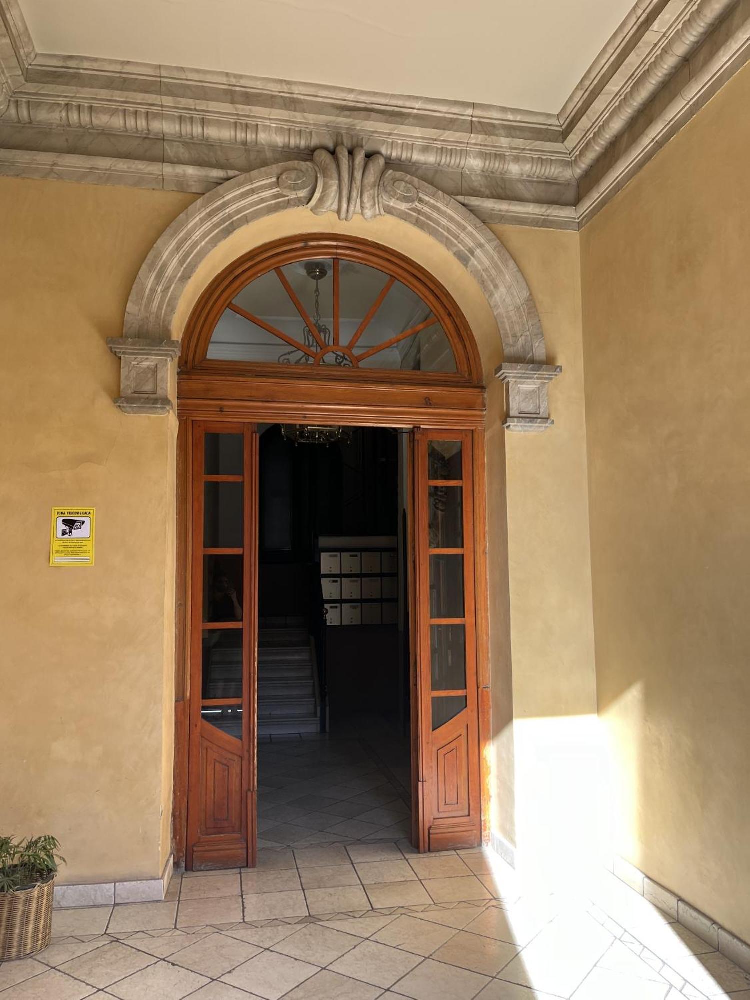 Dplace To Be - Amazing Apartments In Historic Center Madrid Eksteriør bilde